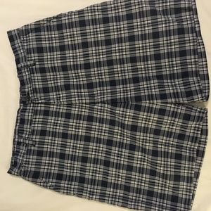 Izod Golf Shorts 34